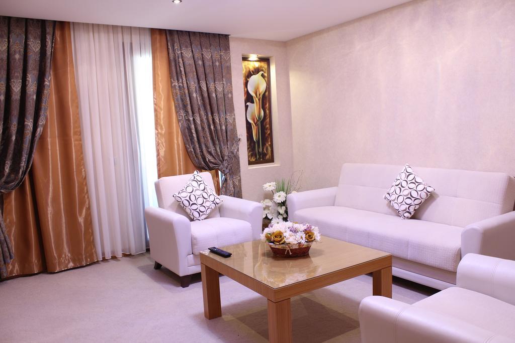 Adana Yukselhan Hotel Bagian luar foto
